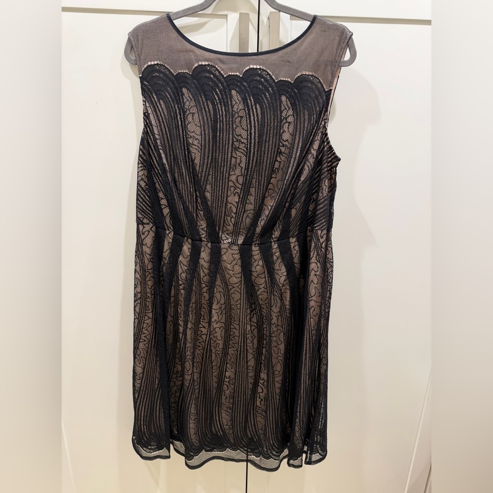 Adrianna Papell Black Lace Overlay Strapless Evening Dress